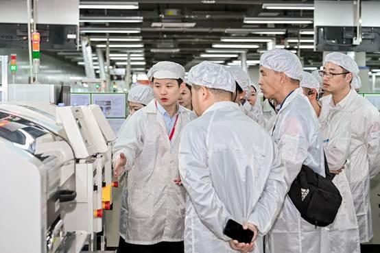 AI美音、极速智能 传统K歌音响市场来了一个特斯拉(图8)
