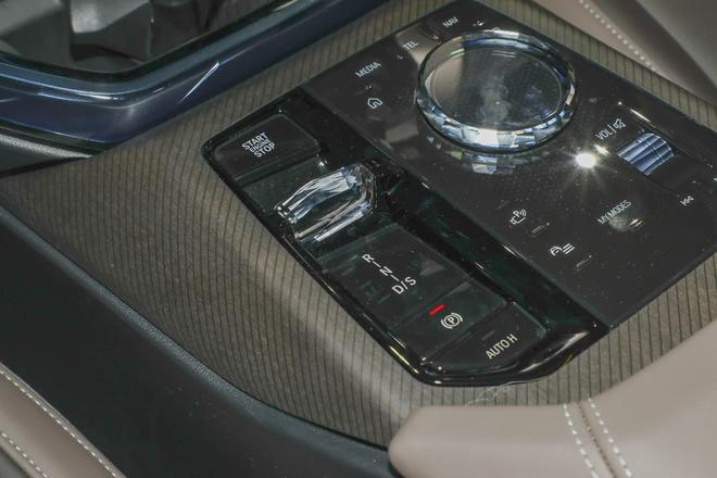 新一代宝马X3上市压力给到了奔驰GLC和奥迪Q5L(图4)