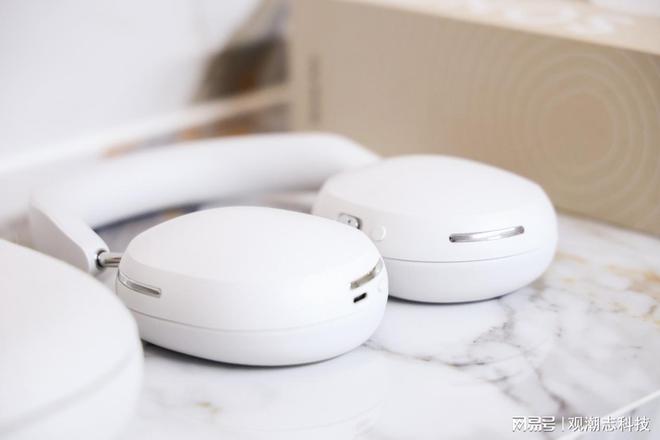 Kaiyun：年末的顶级旗舰降噪耳机！Sonos Ace凭什么和Airpods Max一样贵？(图1)