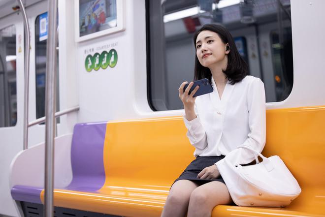 用户好评如潮！2025年降噪耳机推荐：高性价比品牌让你放心购买(图2)