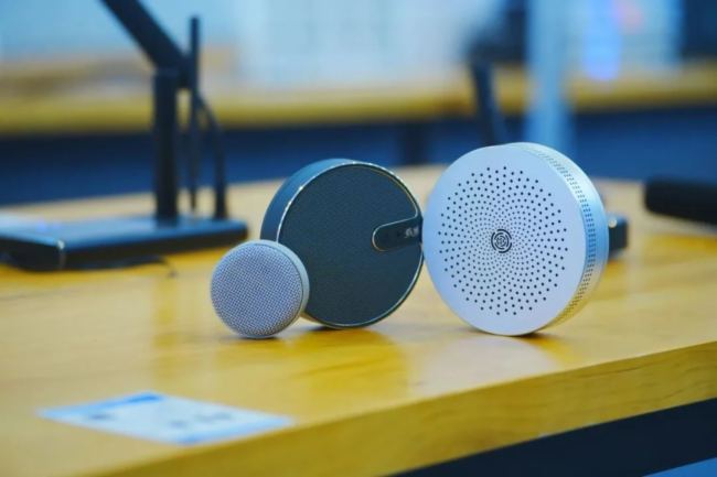 Mistral发布Voxtral：开源音频模型挑战巨头开启语音智能新篇章(图1)