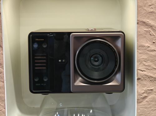 从CES荣誉奖到IFA最佳设计Vidda C5无界诠释国产投影新高度(图4)