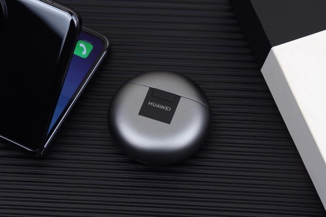 极豆科技汪奕菲：智能座舱“驶”向何方？(图1)